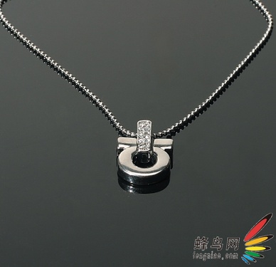 旺铺秀宝秘诀-拍摄表现美感的项链 旺铺秀宝秘诀-拍摄表现美感的项链