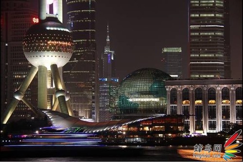 佳能EOS 60D下的魅惑夜上海 佳能EOS 60D下的魅惑夜上海
